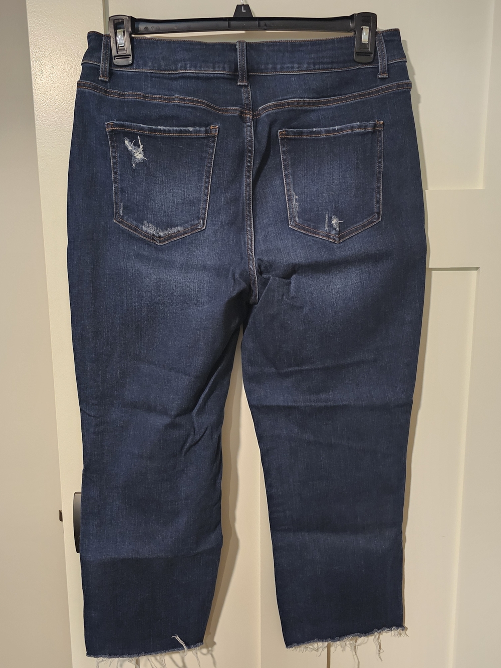 Time and Tru Dark Indigo Cropped High-Rise Jeans - Picture 2 of 3